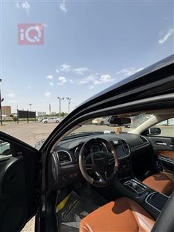 كرايسلر 300